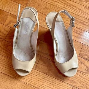 Michael Kors Heels Women’s Platform Wedge Sling Back Shoes